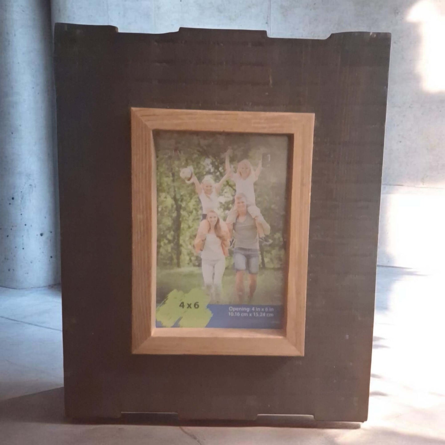 Kevinlawzp picture frames wall and tabletop display